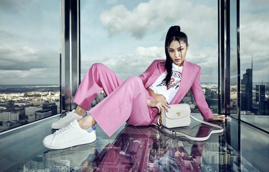 REINVENTEAZA-TI STILUL CU SNEAKERSI PREMIUM