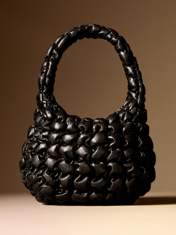 Icon-ul COS – GEANTA MATLASATĂ – acum și din piele