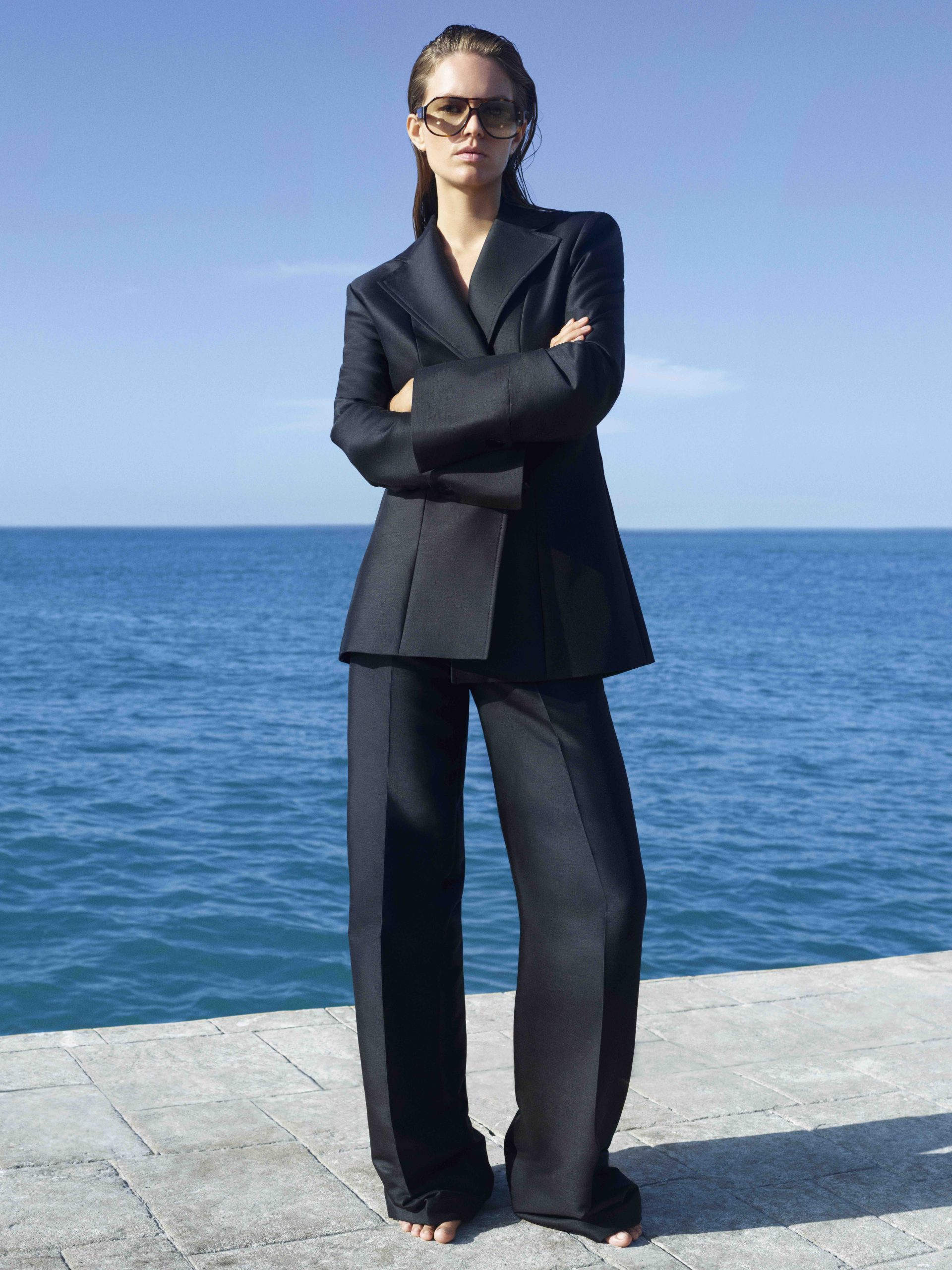 CAMPANIA COS PRIMAVARA-VARA 2024: RINA SAWAYAMA SI JACK O’CONNELL FOTOGRAFIATI DE KARIM SADLI