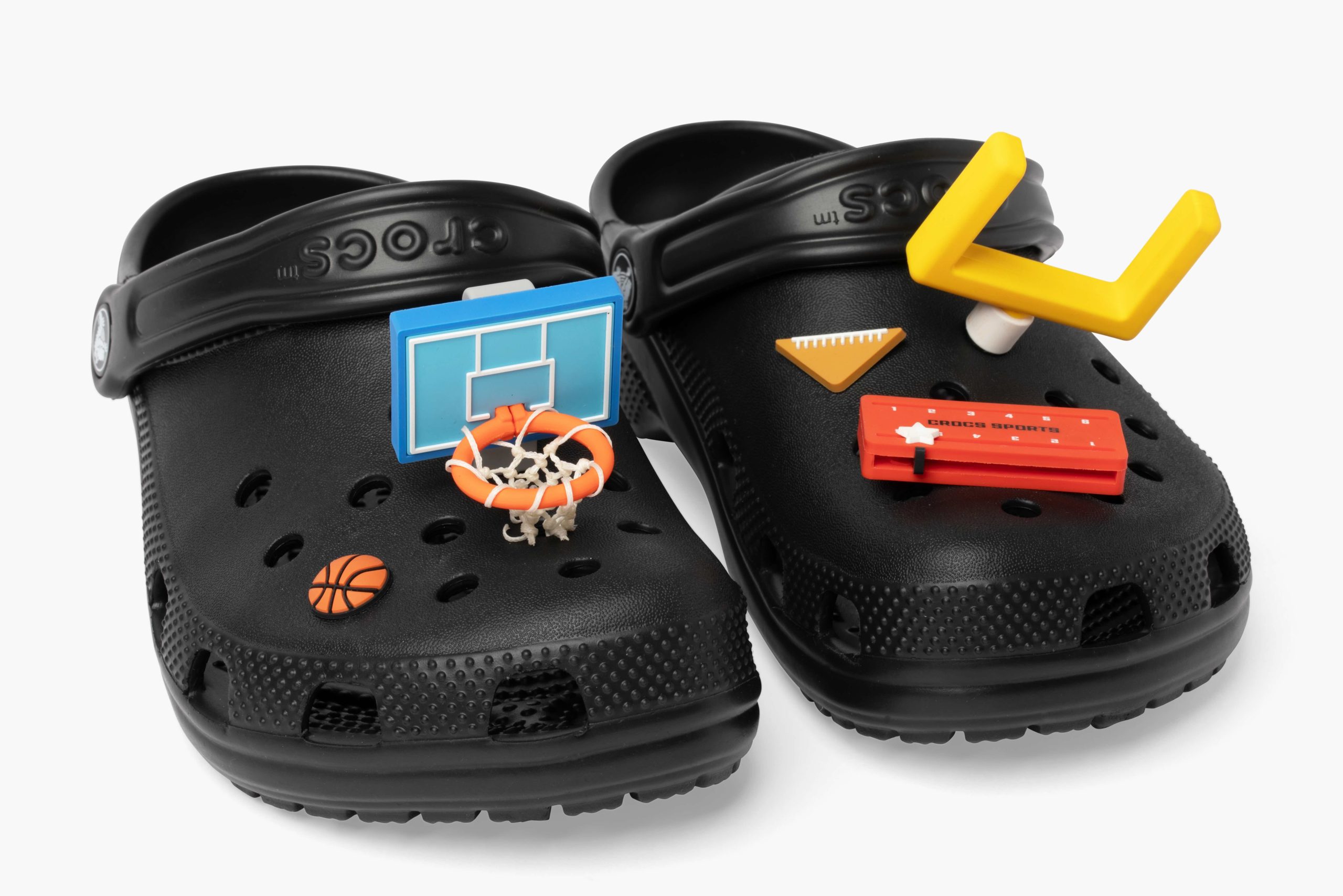 Crocs Classics + Jibbitz – Expresie de sine fara limite