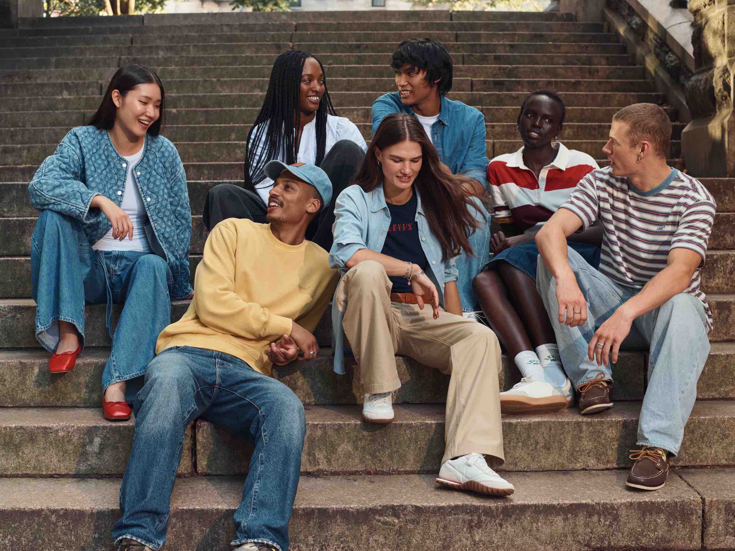 “LIVE LOOSE”. E mai mult decat o croiala, e o stare de spirit.