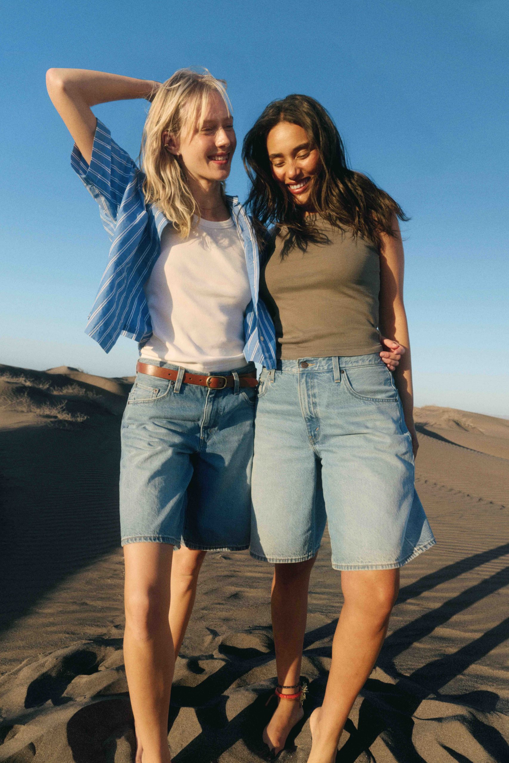 Jorts joaca rolul principal in colectia primavara/ vara ’25 Levi’s