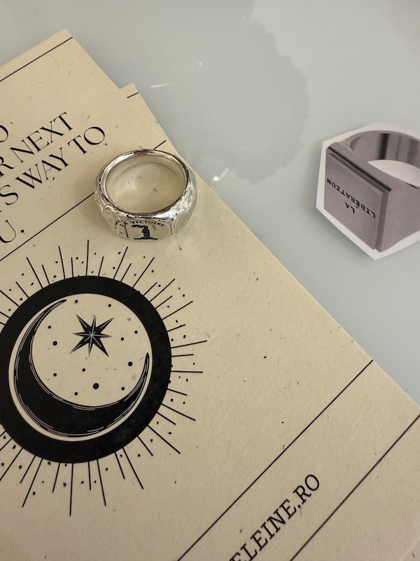 Inelele de divorț & inelele pentru toate victoriile personale