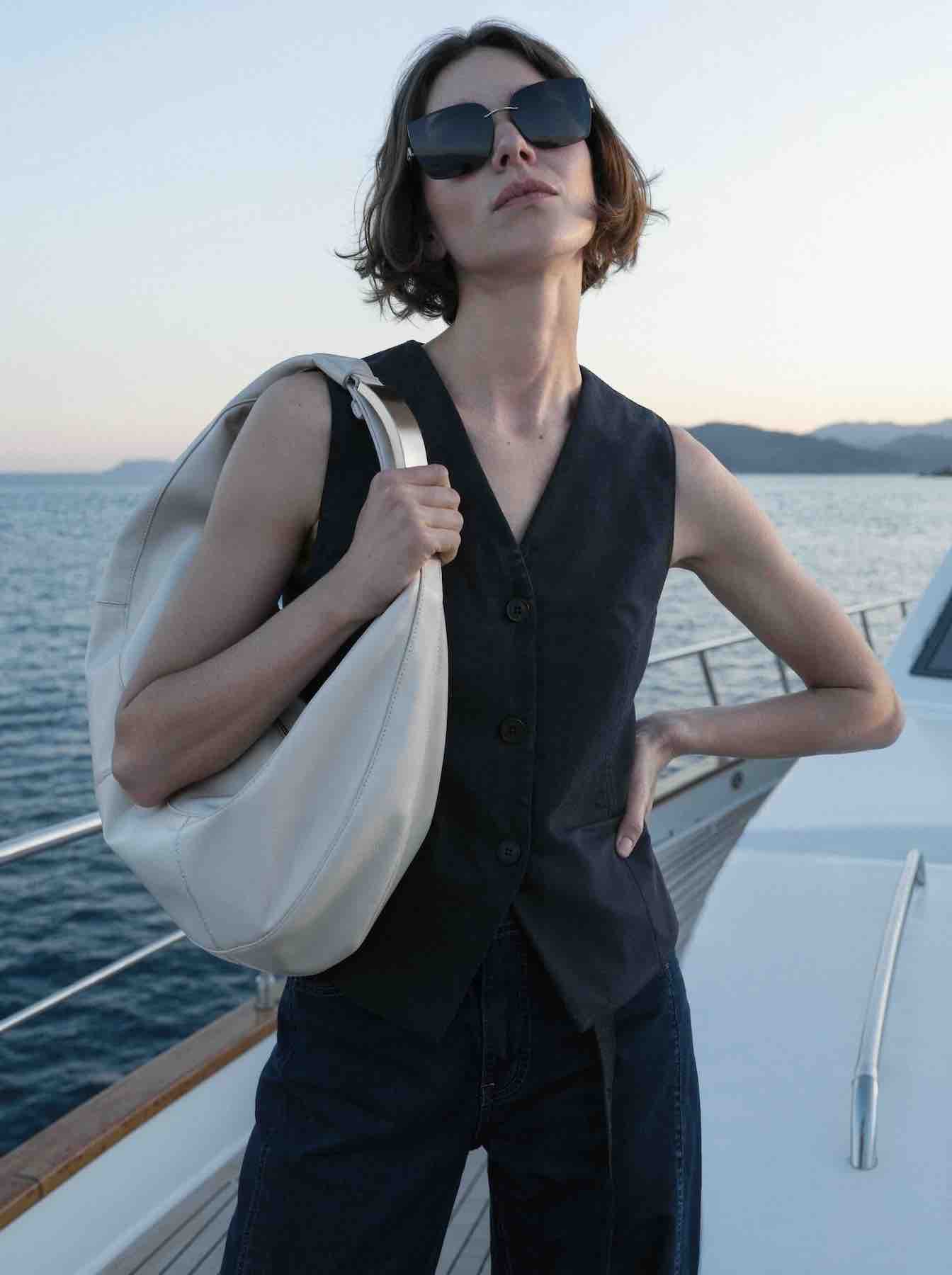 MODIVO: Minimalismul care definește o nouă eleganță