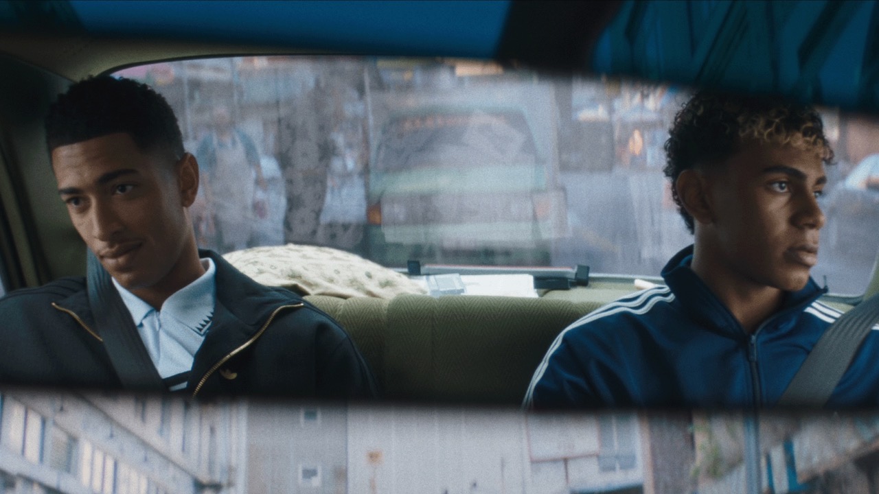 adidas lanseaza „Backyard Legends”, o campanie care reuneste staruri din fotbal, muzica si film pentru a celebra FIFA World Cup 2026